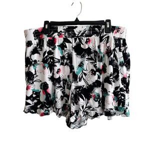 Lane Bryant Ruffle Edge Floral Stretch Rayon Pull On Casual Shorts